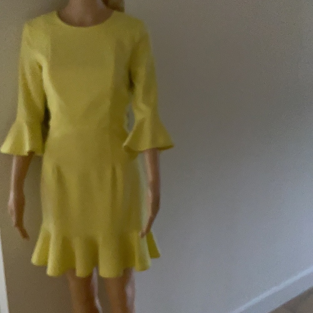 New ‘black halo’ dress, size 4, no tags